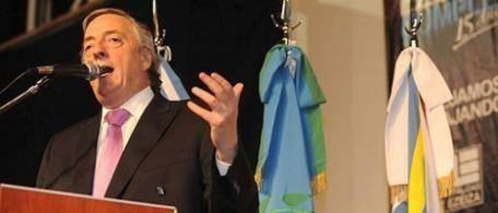 Kirchner festej� el r�cord de reservas del Central sin Marc� del Pont
