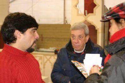 Las colectividades trabajan a ritmo sostenido: este s�bado se inaugura la Feria