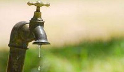 Barrio Espa�a Vecinos reclaman que hace cuatro d�as que no tienen agua
