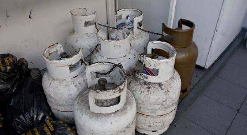 De Vido admiti� dificultades en el abastecimiento de gas 