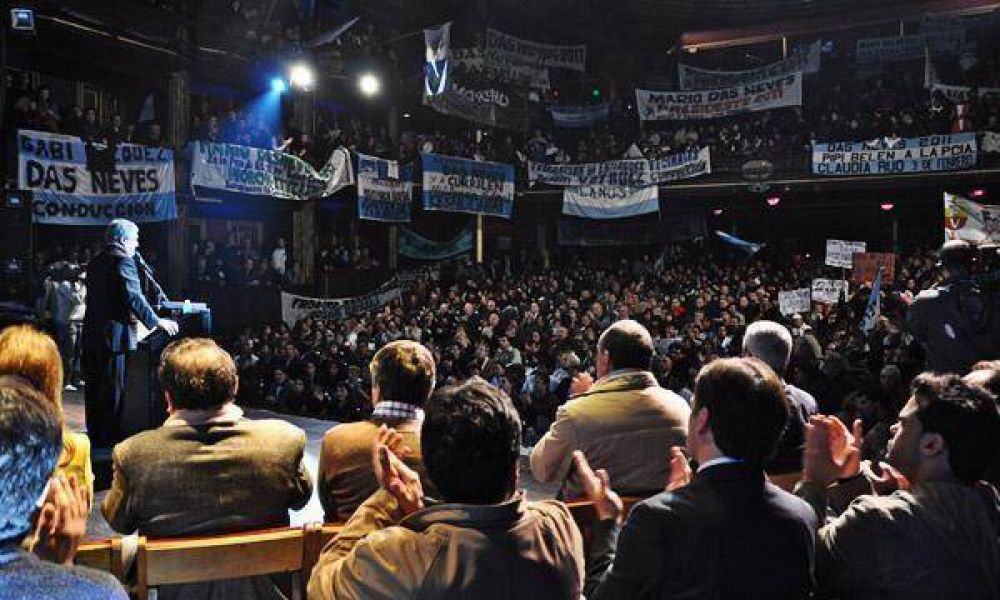  "La pobreza ser� prioridad", dijo Das Neves en acto de campa�a  