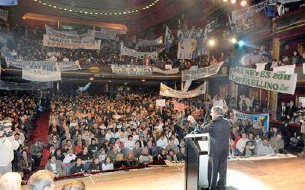 �Vamos a pulverizar la pobreza�