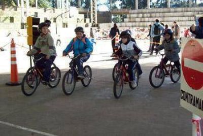 Campa�a de educaci�n y seguridad vial en vacaciones