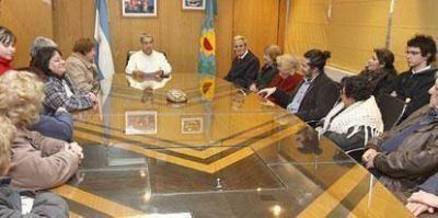 El Municipio contin�a colaborando con instituciones de Avellaneda