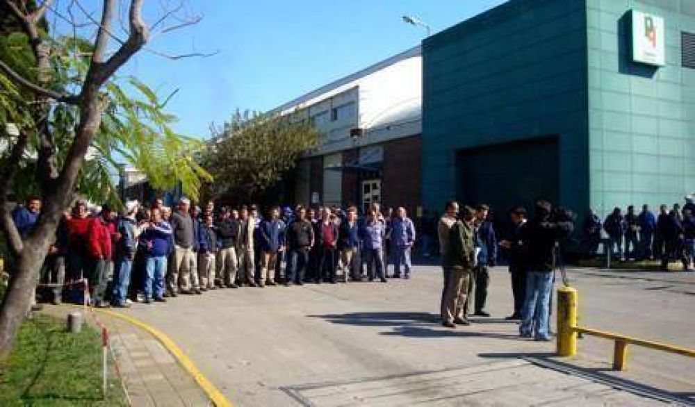 Papelera Quilmes: los trabajadores armaron una cooperativa, pero todav�a siguen sin trabajo