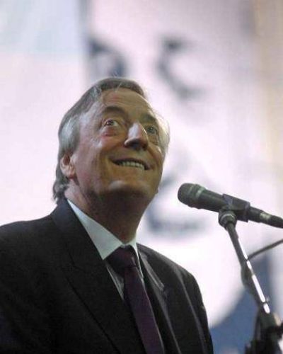 KIRCHNER VISITARA ESTEBAN ECHEVERR�A 