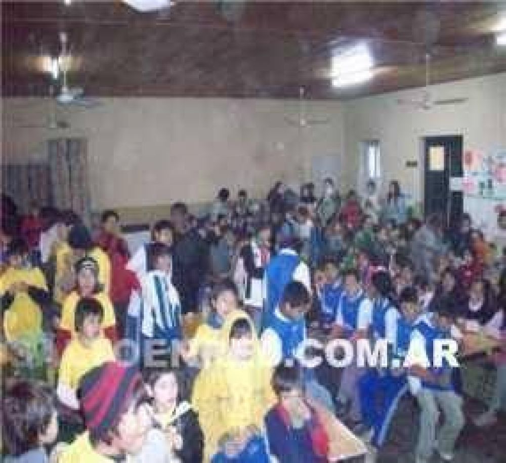 El municipio en el Barrio Trocha