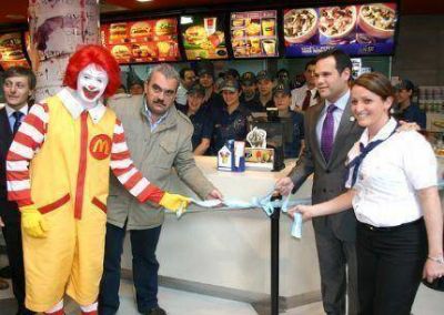 McDonald s inaugur� su sexto local en Mar del Plata generando nuevos 90 puestos de trabajo