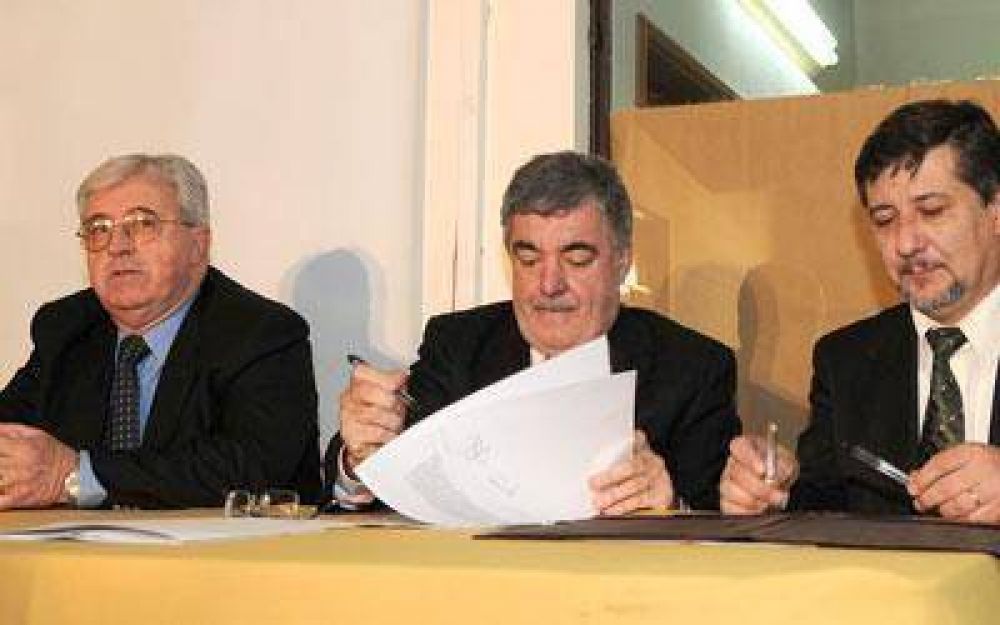Das Neves anunci� la licitaci�n para gimnasio del Colegio 718