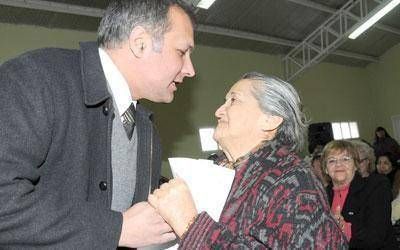 El intendente entreg� en Valle C aportes por el Presupuesto