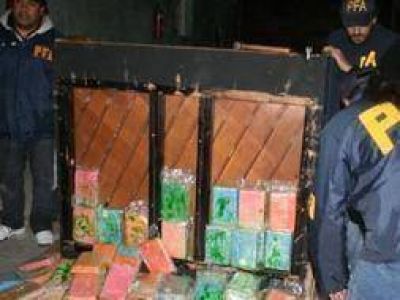 1500 kilos de coca�na secuestrados en Avellaneda no son de las FARC