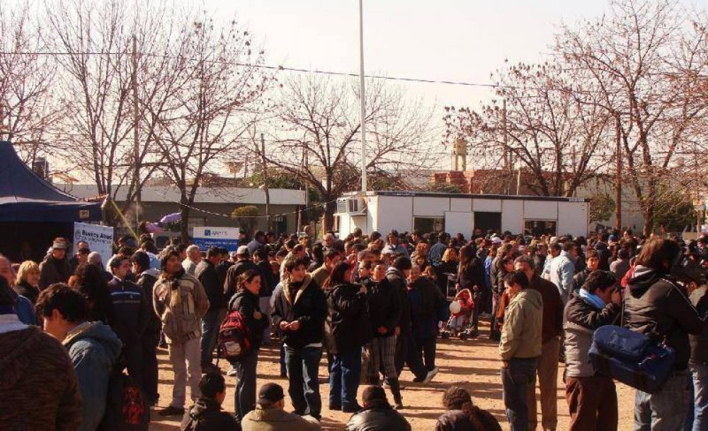 Naci�n y Provincia atendieron a m�s de 2500 moronenses
