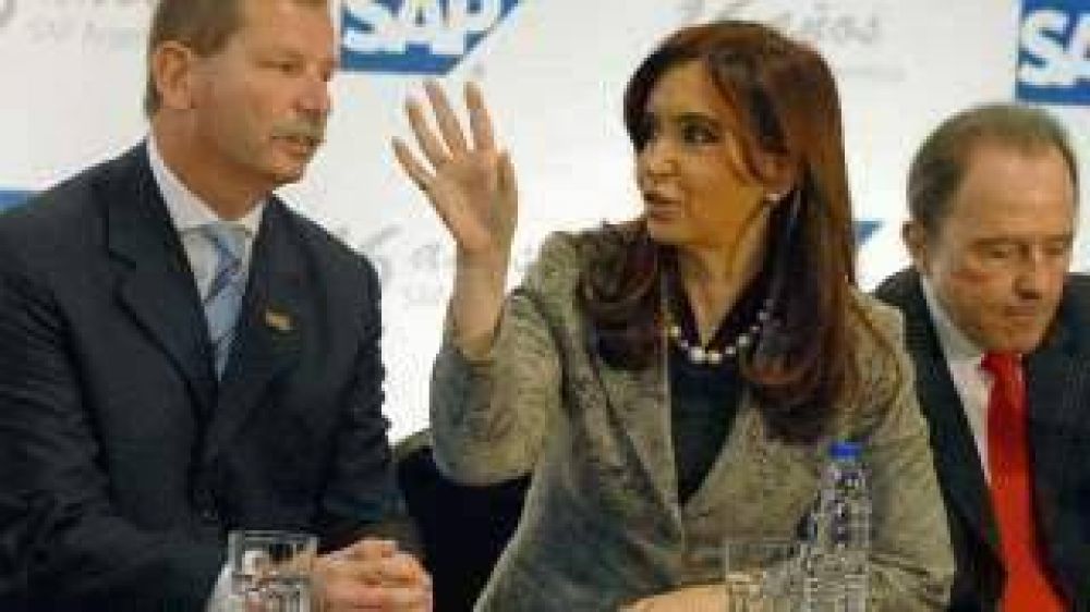 Cristina inaugur� sede de servicios software en Vicente L�pez