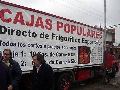 SIGUE RECORRIENDO BARRIOS �Carne para todos� estuvo ayer en Lomas y hoy en Avellaneda