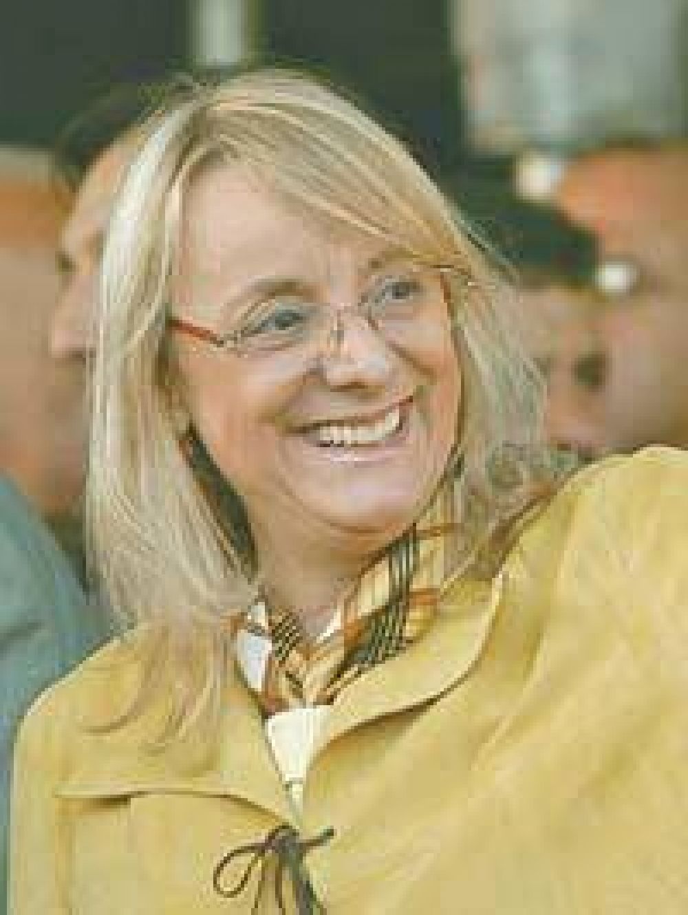 Con la ministra Kirchner llegan diez mil pesos para los clubes