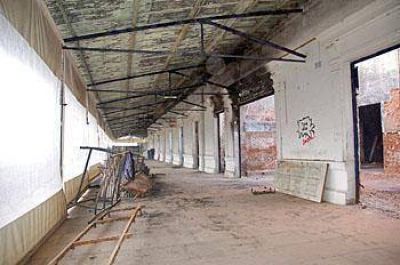Avanzan los trabajos para restaurar la estaci�n del ex Ferrocarril Mitre