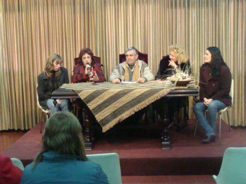 Ministerio de Desarrollo Social bonaerense Reuni�n Regional realizada en Salto