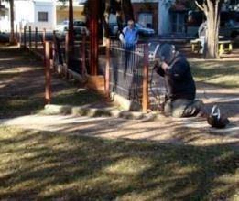Arreglo en la plaza Sarmiento