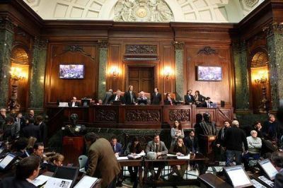 Giro de Macri: pidi� su juicio pol�tico