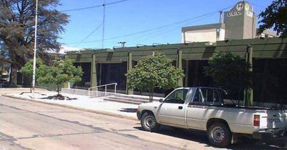 Entre ellas Col�n  Multan a doce Cooperativas El�ctricas