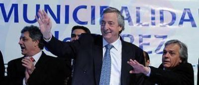 Kirchner desafi� a Reutemann: "Hacen falta dirigentes sin miedo"