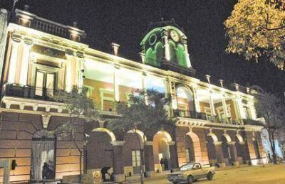 Con un fuerte clima festivo, se inicia la celebraci�n por Santiago 