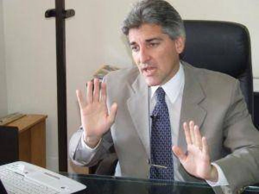 No hay empresa m�s controlada que Fiduciaria del Norte, afirma Fiorito