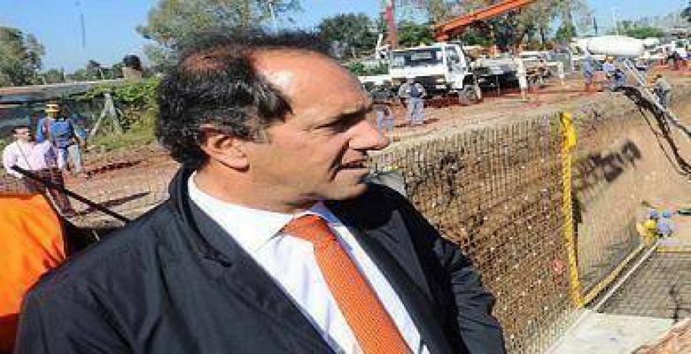 Scioli: La oposici�n "ofende y agrede" porque "no entiende nada�
