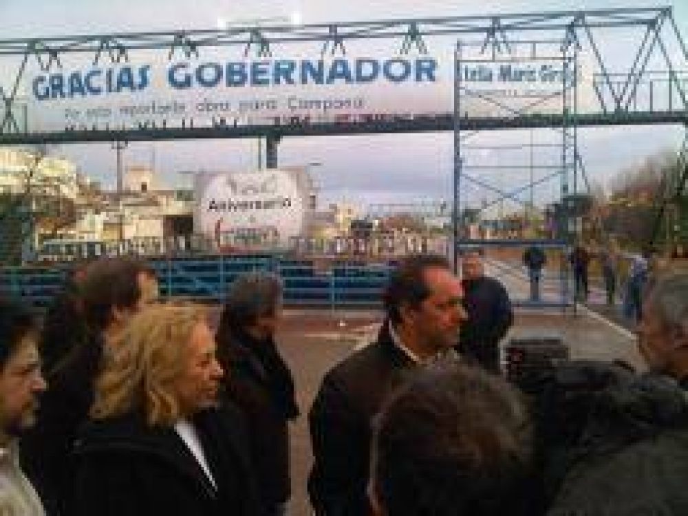 Scioli inaugur� obras en Campana tras el cruce con De Narv�ez