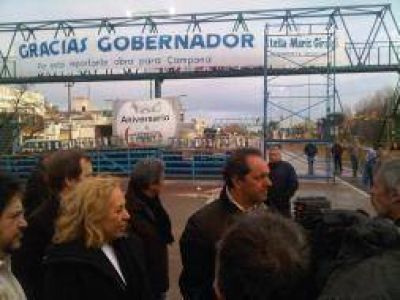 Scioli inaugur� obras en Campana tras el cruce con De Narv�ez
