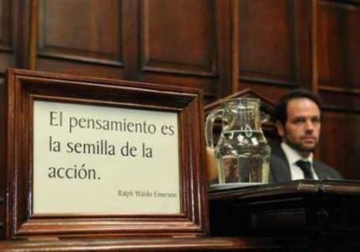 El vice Racconto anunci� su pase al duhaldismo con la mira en el 2011 a trav�s de una carta a los medios