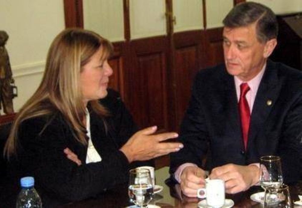 Stolbizer se re�ne con Binner en Santa Fe