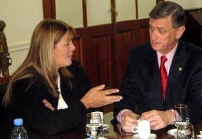 Stolbizer se re�ne con Binner en Santa Fe