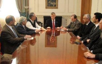 Binner se reuni� con miembros del sector c�rnico