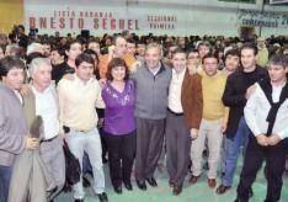 Fuerte apoyo de Jorge Sapag a la lista Naranja de los intendentes