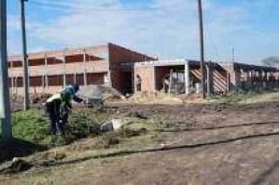 Florencio Varela Avanza la construcci�n del CIC del barrio Pista de Trote
