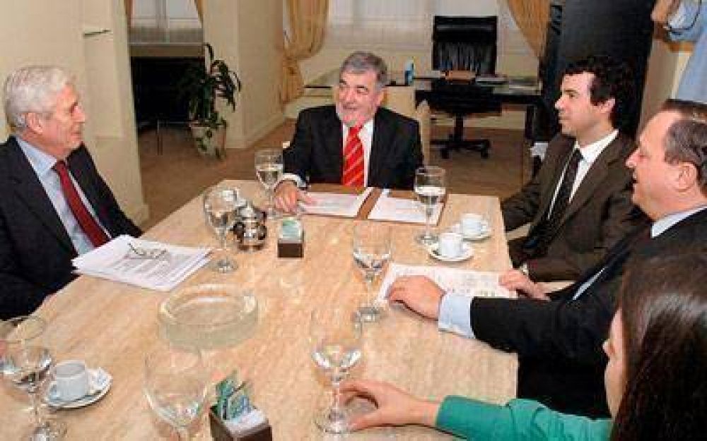 Ante Das Neves, Telef�nica se comprometi� a invertir en Chubut