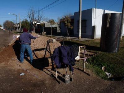 Gas y cloacas para el barrio 9 de Julio
