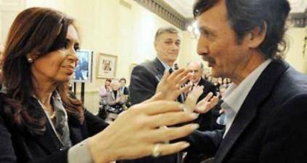 La presidenta recibi� a santafesinos que ayudaron a identificar a dos NN