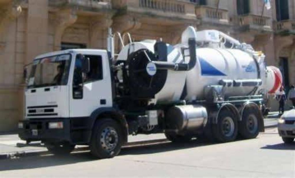 Nuevo cami�n desobstructor cloacal en la comuna