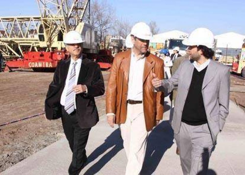 El intendente Ferraresi visit� la empresa COAMTRA en Gerli