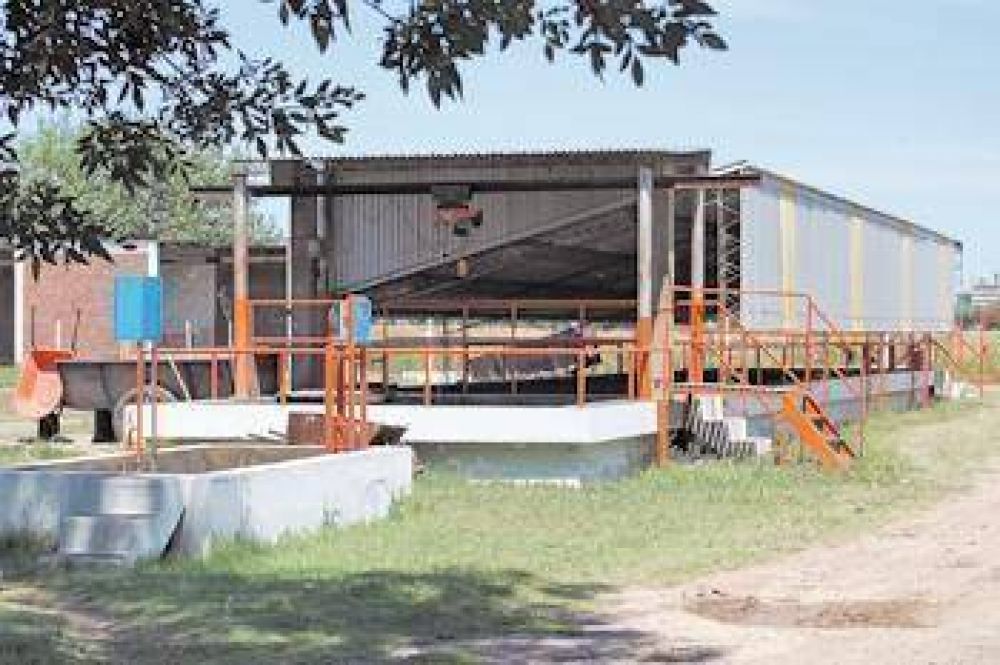 Hay demoras en la instalaci�n de los medidores de agua aunque las obras tienden a normalizarse