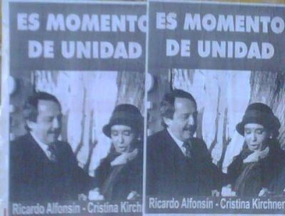 �De qu� �unidad� hablamos? Un �sugestivo� afiche en la ciudad...
