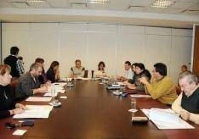 Avanza la creaci�n del Foro Educativo