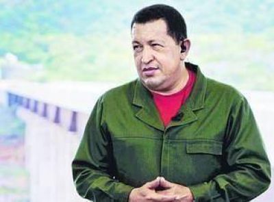 Ch�vez dice que mand� en secreto tropas a la frontera con Colombia