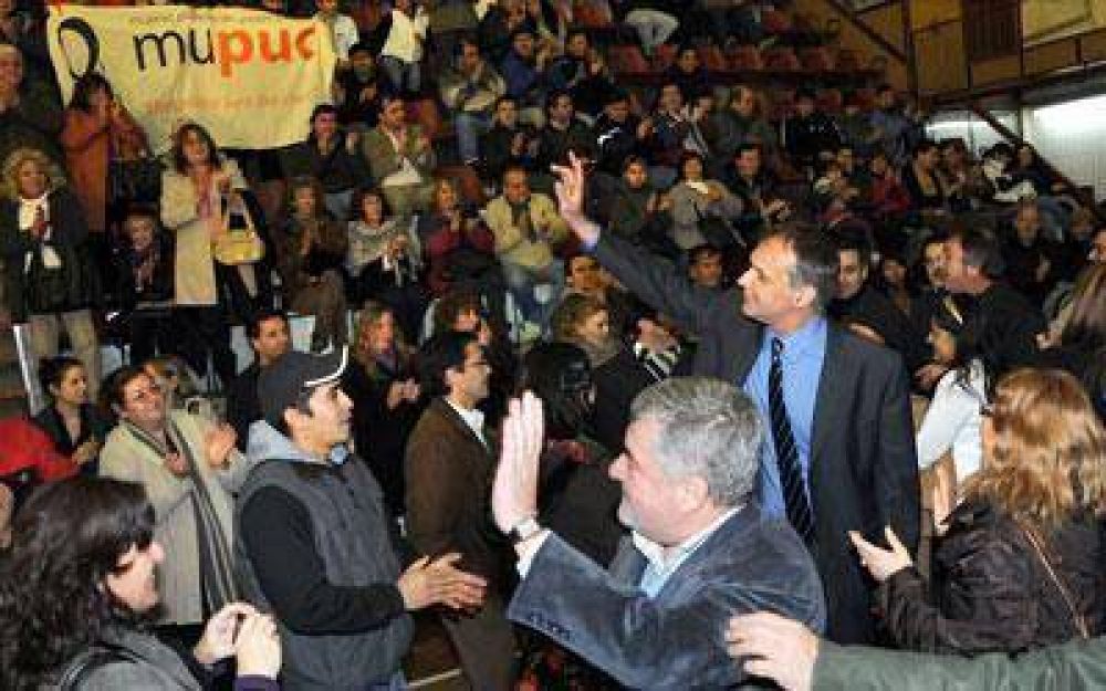 Dirigentes sociales brindaron su apoyo a Das Neves y Buzzi