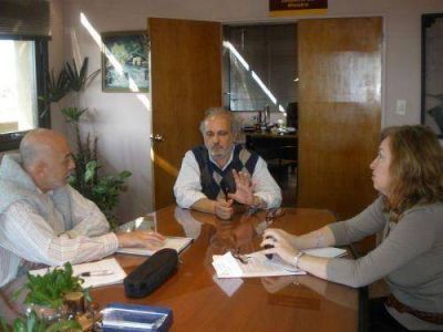 Referente de UNICEF evalu� proyectos educativos implementados en la provincia