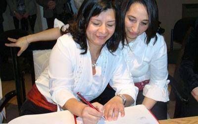 Claudia y Cristina disfrutan de su amor �en la legalidad�