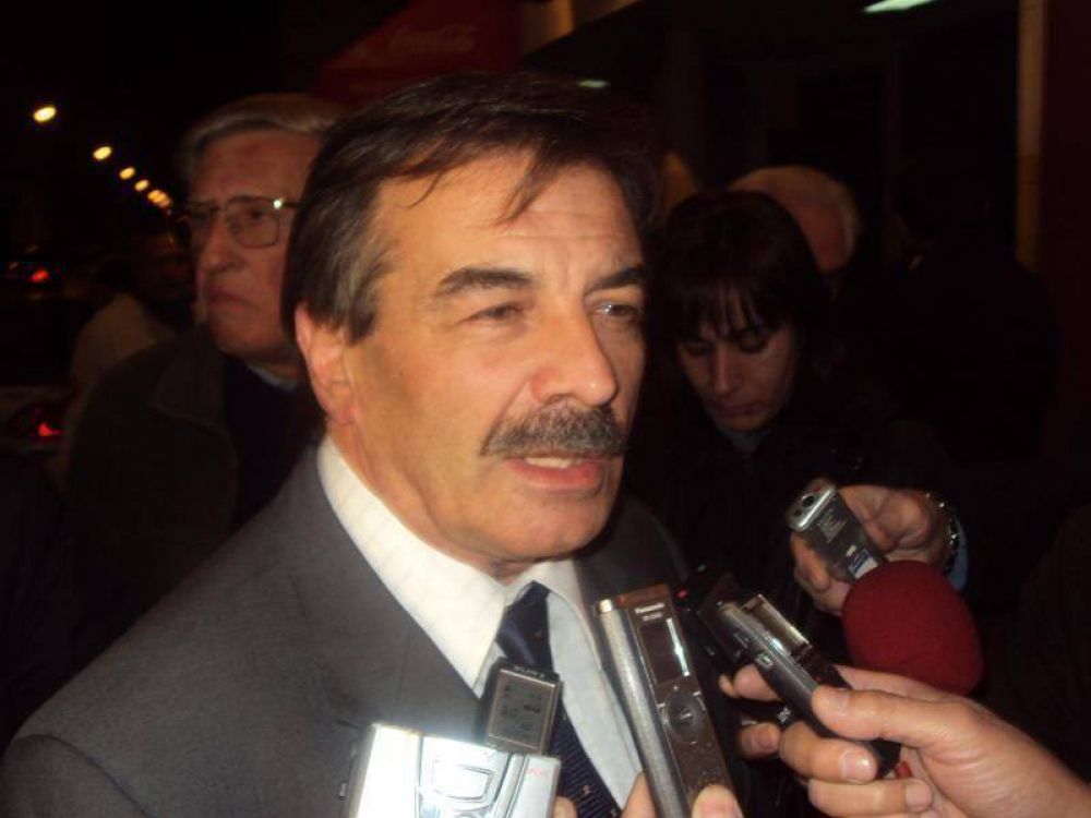 Entrevista Miguel Bazze: "Queremos que Enrique Garc�a vuelva a la UCR"