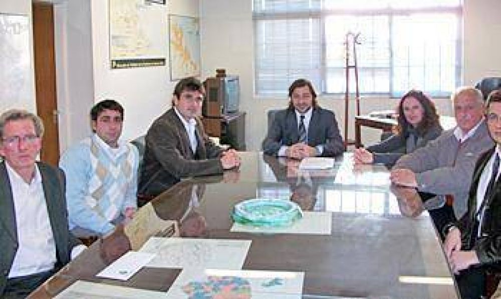 Gestionan obras importantes para localidades rurales del Partido